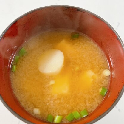 おはようございます*\(^o^)/*♡
お味噌汁に山芋を初めて入れました♫
とても美味しいですね♡
家族にも大好評でしたよ♫
ありがとうございました♡